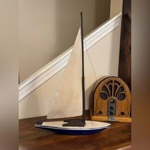 Vintage Wooden Model Racing Sailboat Yacht Pond Boat